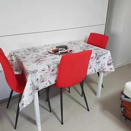 Sole...mare...e...spiaggie Bianche! Apartment Vada